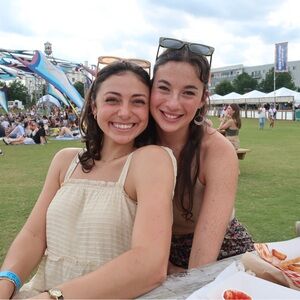 Meet your Posher, Sabina